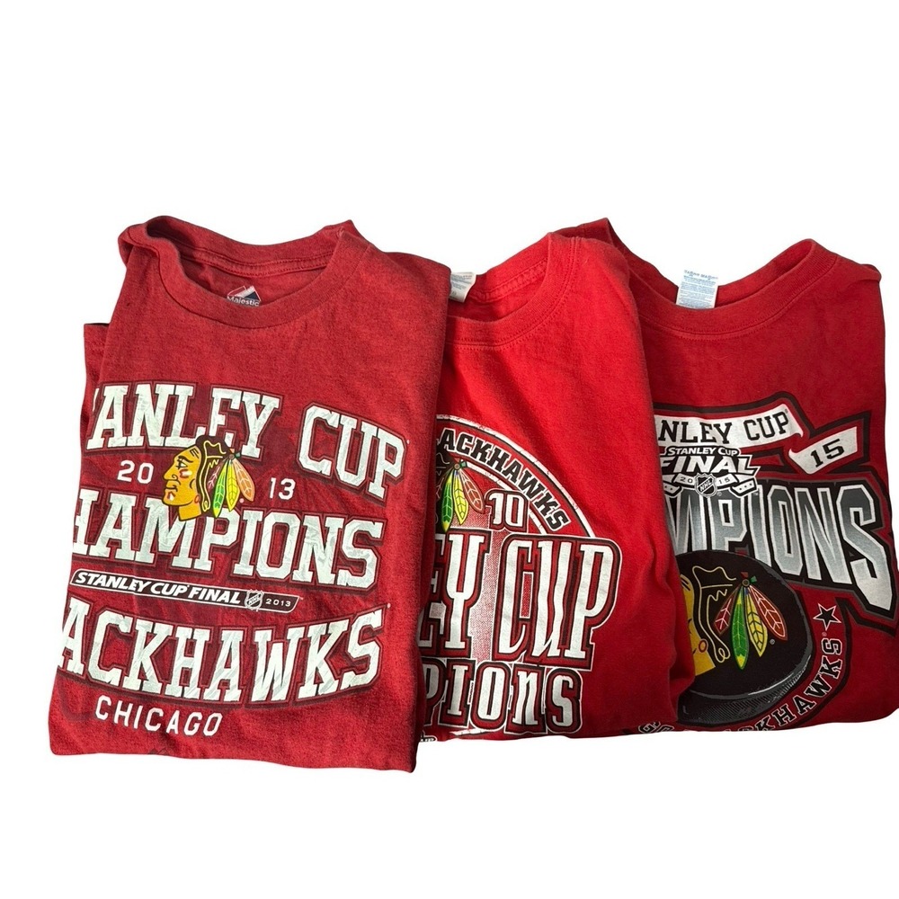 Chicago Blackhawks lot of 3 t-shirts 2010 2013‎ 2015 champions old time finals L